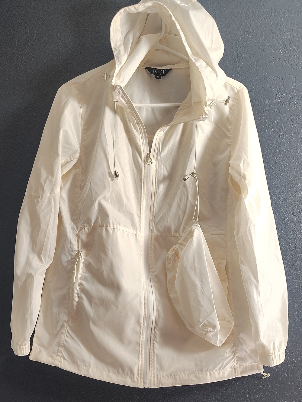 Cream Hooded Utility Jacket with Packable Pouch Size Small